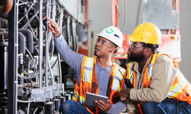 Best Emergency Electrician Near Me  in Fayetteville, AR